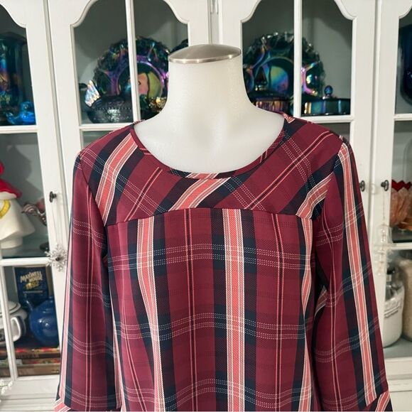 Van Heusen Plaid Blouse 3/4 Sleeve Relaxed Fit Sz XS - Picture 3 of 9